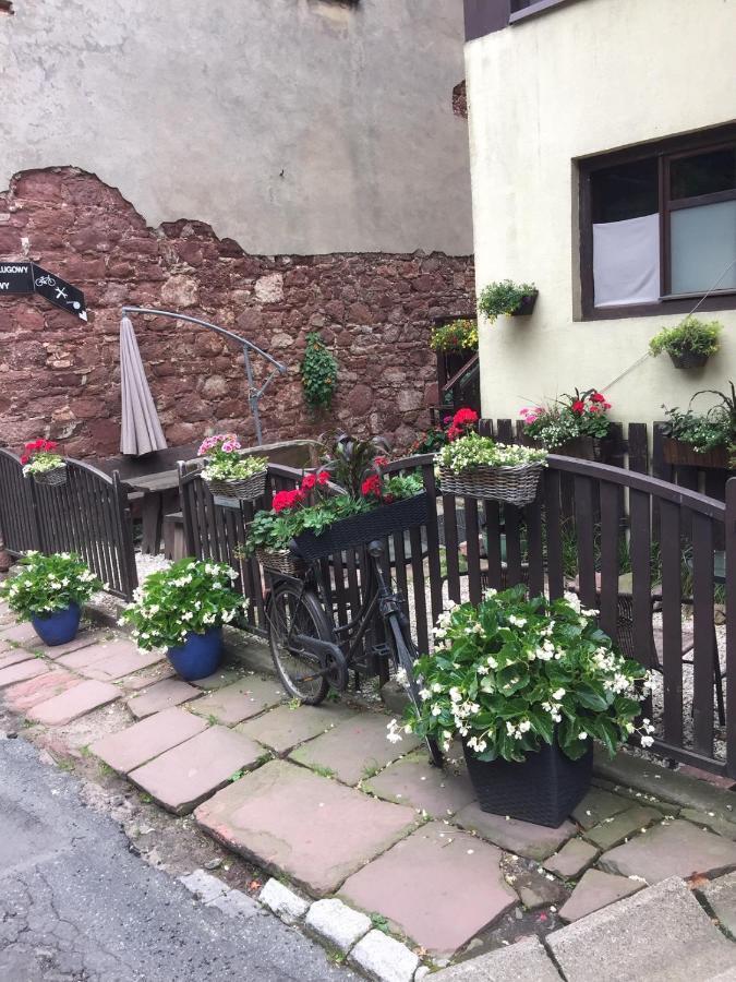 Centrum Turystyki Niekonwencjonalnej Srebrna Góra Esterno foto